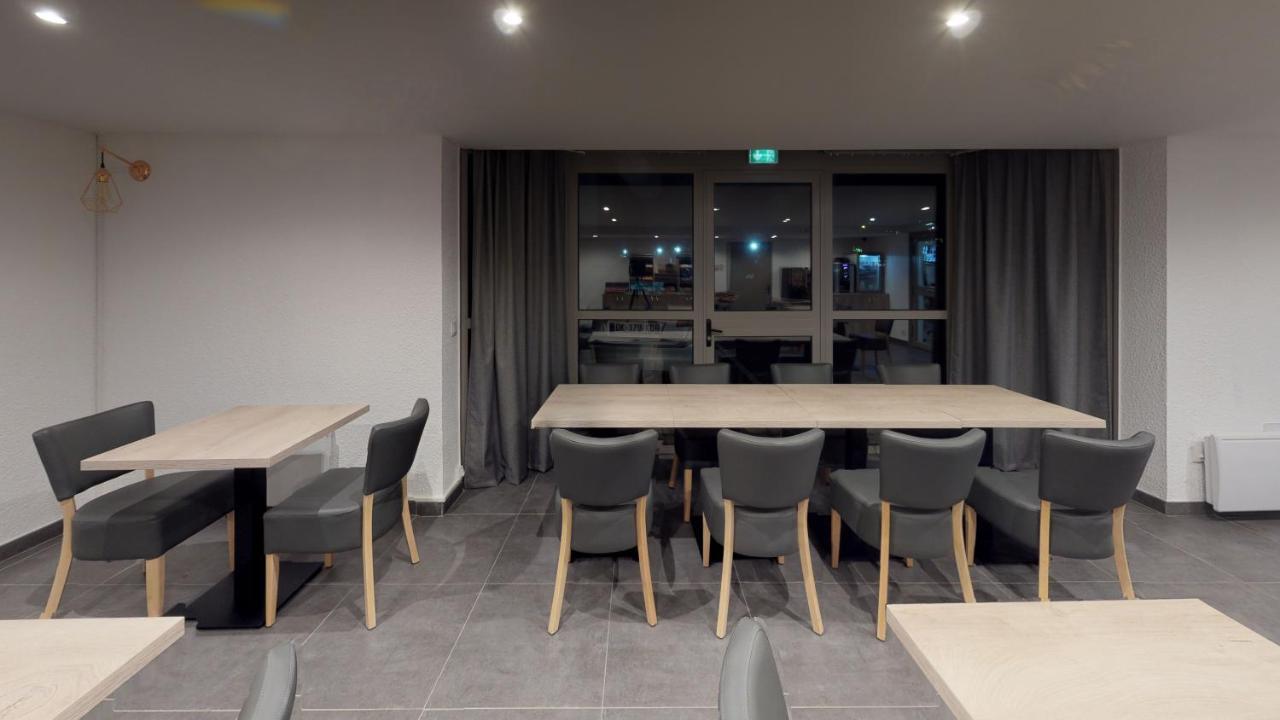 Hotel Du Stade Ex Kyriad Direct Lille Est Stade Pierre Mauroy Villeneuve-d'Ascq Ngoại thất bức ảnh